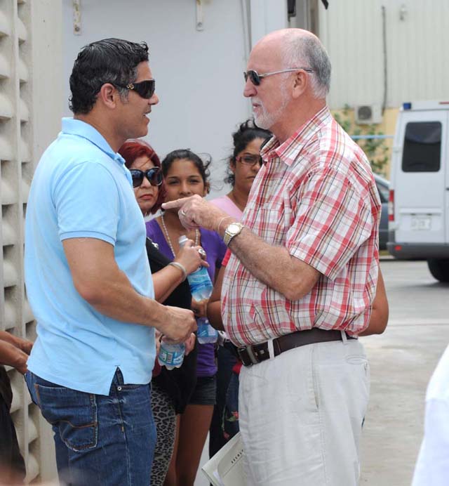 Police officer suspected of involvement in robbery detained